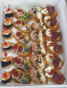 Assorted snack delivery for teams in lisbon