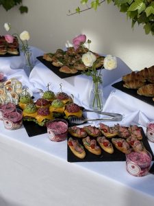 Catering for weekend retreat in oeiras