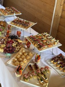 Finger food and mini wrap combinations in cascais