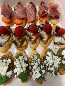 Furshet service with elegant snacks in oeiras